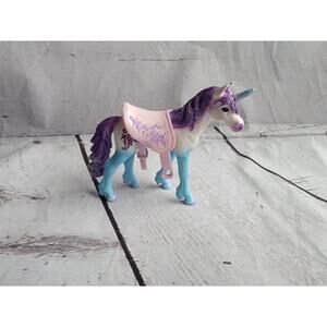 Schleich Olaria Unicorn Foal PVC Figure, Baby Unicorn, Colt, #70589, Mythical